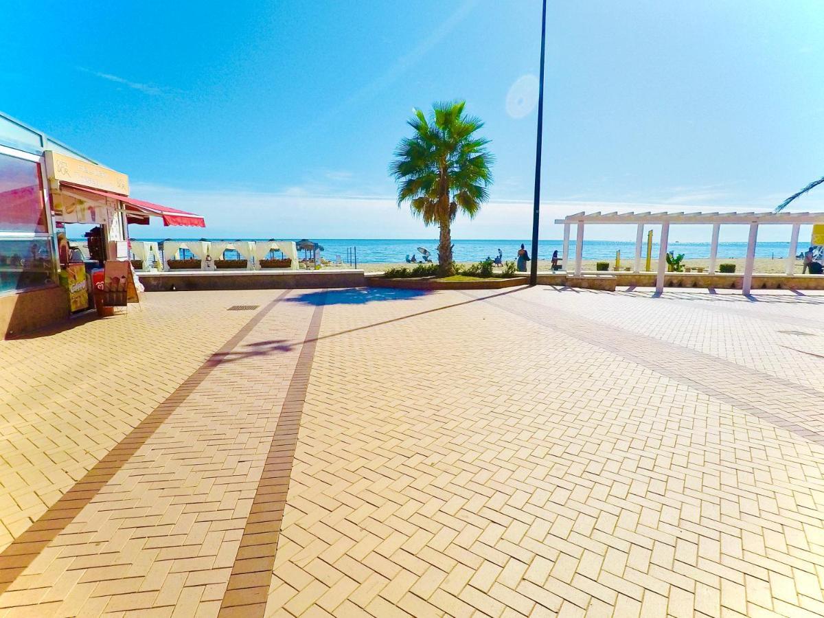 Beach Apartment 3D - Фуeнхирола Екстериор снимка