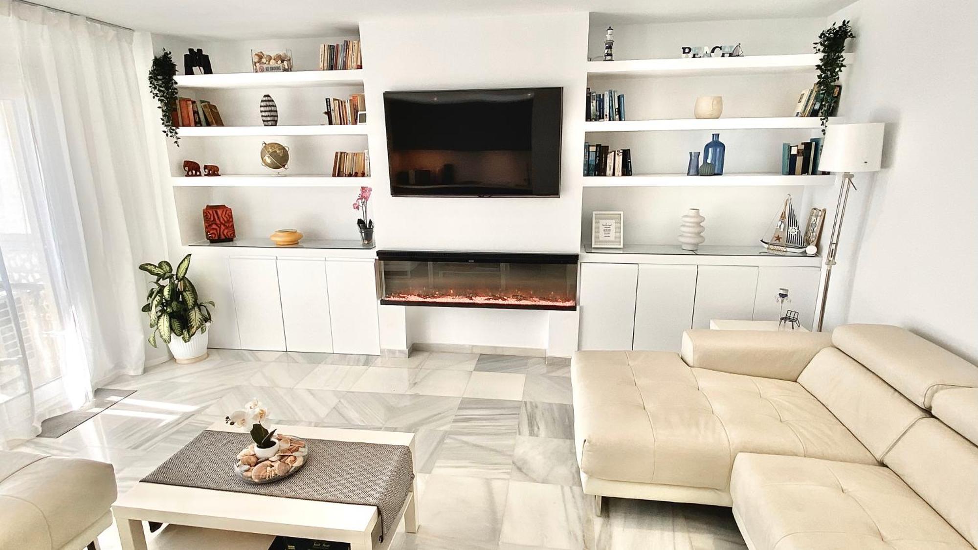 Beach Apartment 3D - Фуeнхирола Екстериор снимка